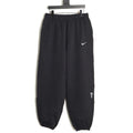 Nike x Supreme 25FW Fleece Pants – Black - front view